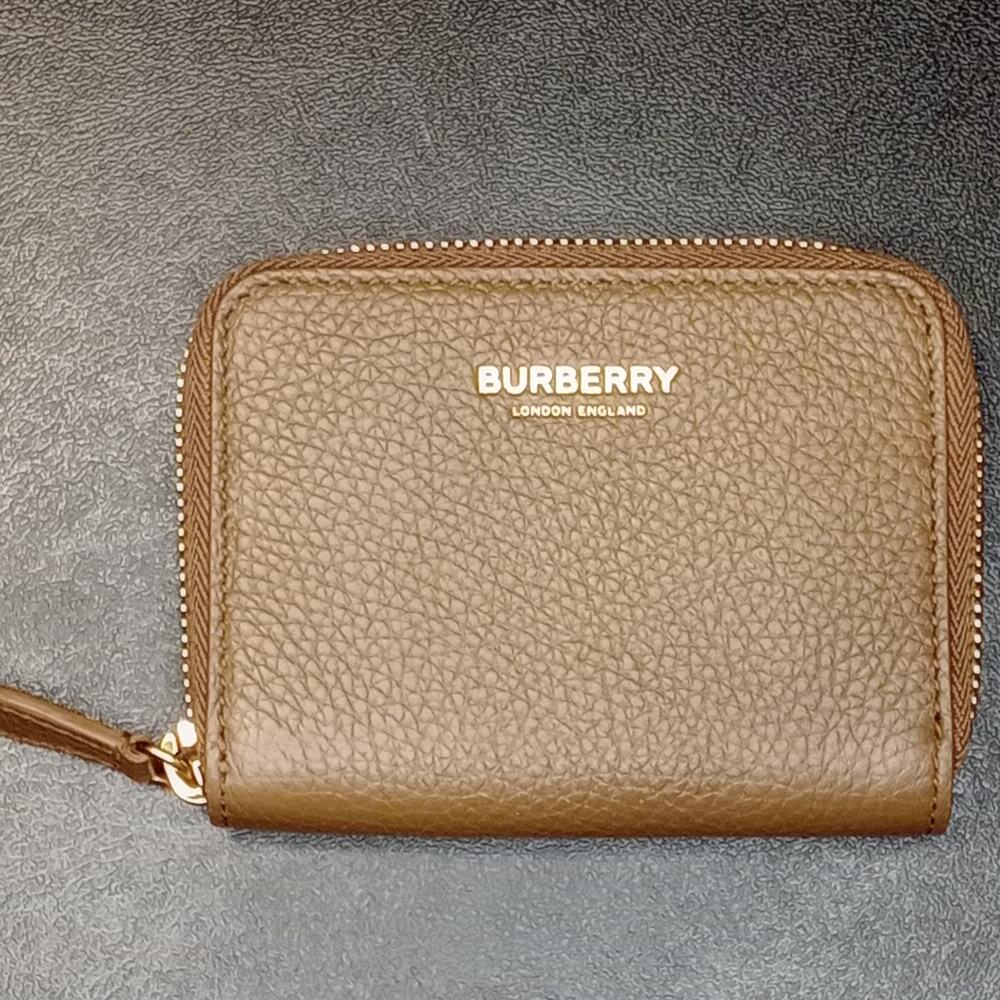Burberry mini/small Pebbled Leather Zip Wallet